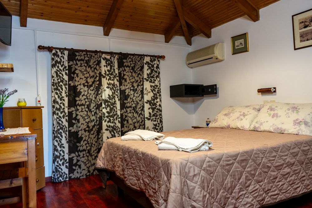 Oasis Apartments & Studios Zante Zakynthos Greece