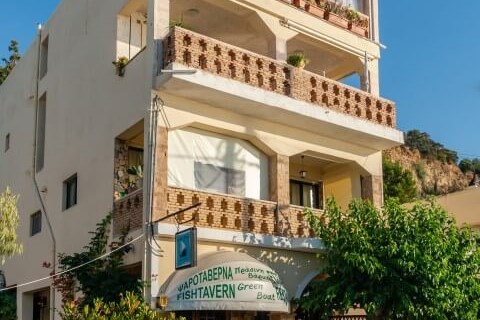 Green Boat Seafront Apartment  Zakynthos Greece