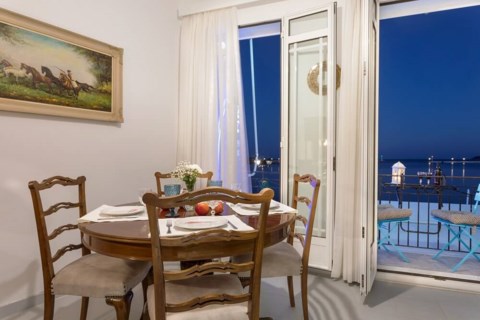 Andriani Apartment Holidays in Zakynthos Greece