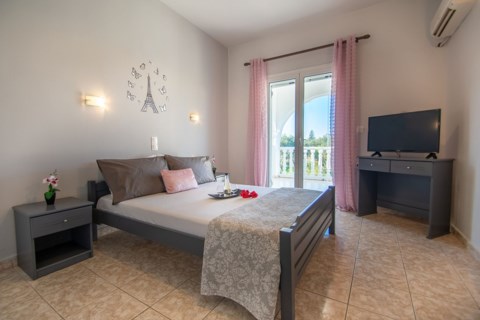 Kamara Apartments Holidays in Zakynthos Greece