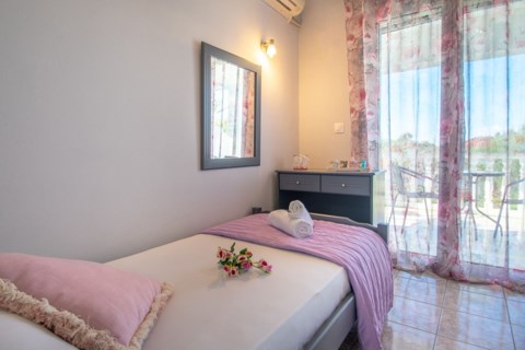 Kamara Apartments Holidays in Zakynthos Greece