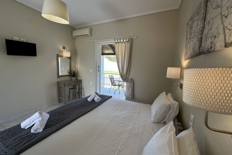 Kondarini's Sea View Studios Zakynthos Greece