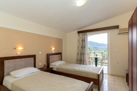 Pahnis Studios Zakynthos Greece