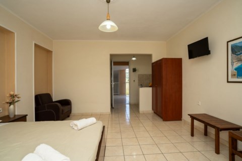 Pahnis Studios Zakynthos Greece