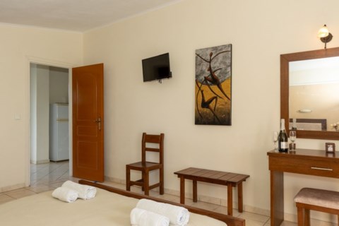 Pahnis Studios Zakynthos Greece